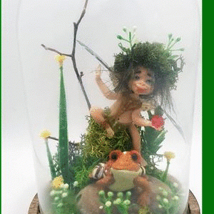 figura-artesanal-hada-magica-en-campana-cristal