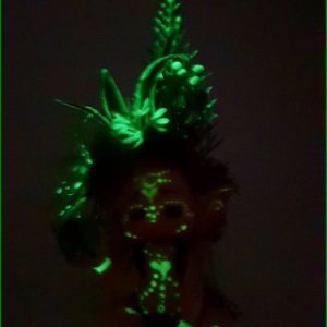 figura-fluorescente-duende-bueno