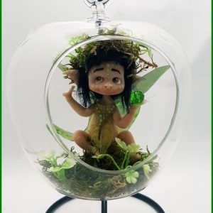figura-hada-de-la-suerte-en-bola-de-cristal