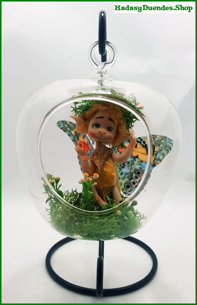 figura-hada-del-bosque-en-bola-cristal figura-hada-del-bosque-en-bola-cristal
