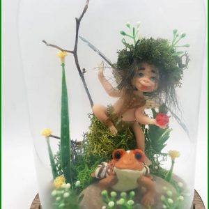 figura-hada-magica-en-campana-cristal